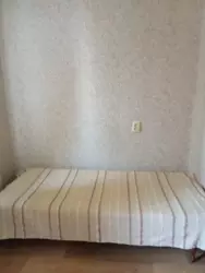  1     111-890-042  8