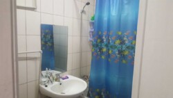  2     111-401-548  5