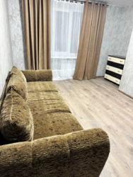 Здам в цетрі міста двох кімнатну квартиру з кухнею студією код № 111-947-579 фото 11 Здам в цетрі міста двох кімнатну квартиру з кухнею студією код № 111-947-579 фото 11