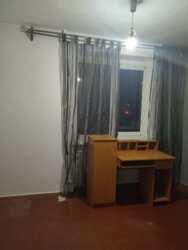  3       111-923-706  4