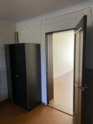  2-     111758956  2