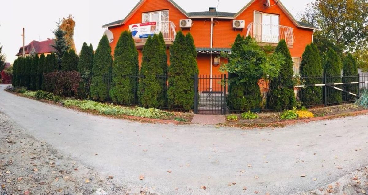 Аренда 2-х этажного дома на ул. Садовой фото 1 Аренда 2-х этажного дома на ул. Садовой фото 1