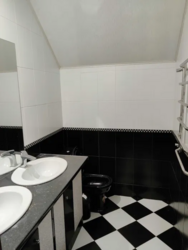 Сдам в аренду Таунхаус с бассейном 180 м2 Ходосовка МегаМаркет 'Мануфактура' фото 9 Сдам в аренду Таунхаус с бассейном 180 м2 Ходосовка МегаМаркет 'Мануфактура' фото 9