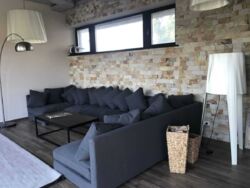     LOFT    , -  16
