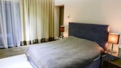     LOFT    , -  11