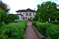 Оренда будинку в Козині фото 2 Оренда будинку в Козині фото 2