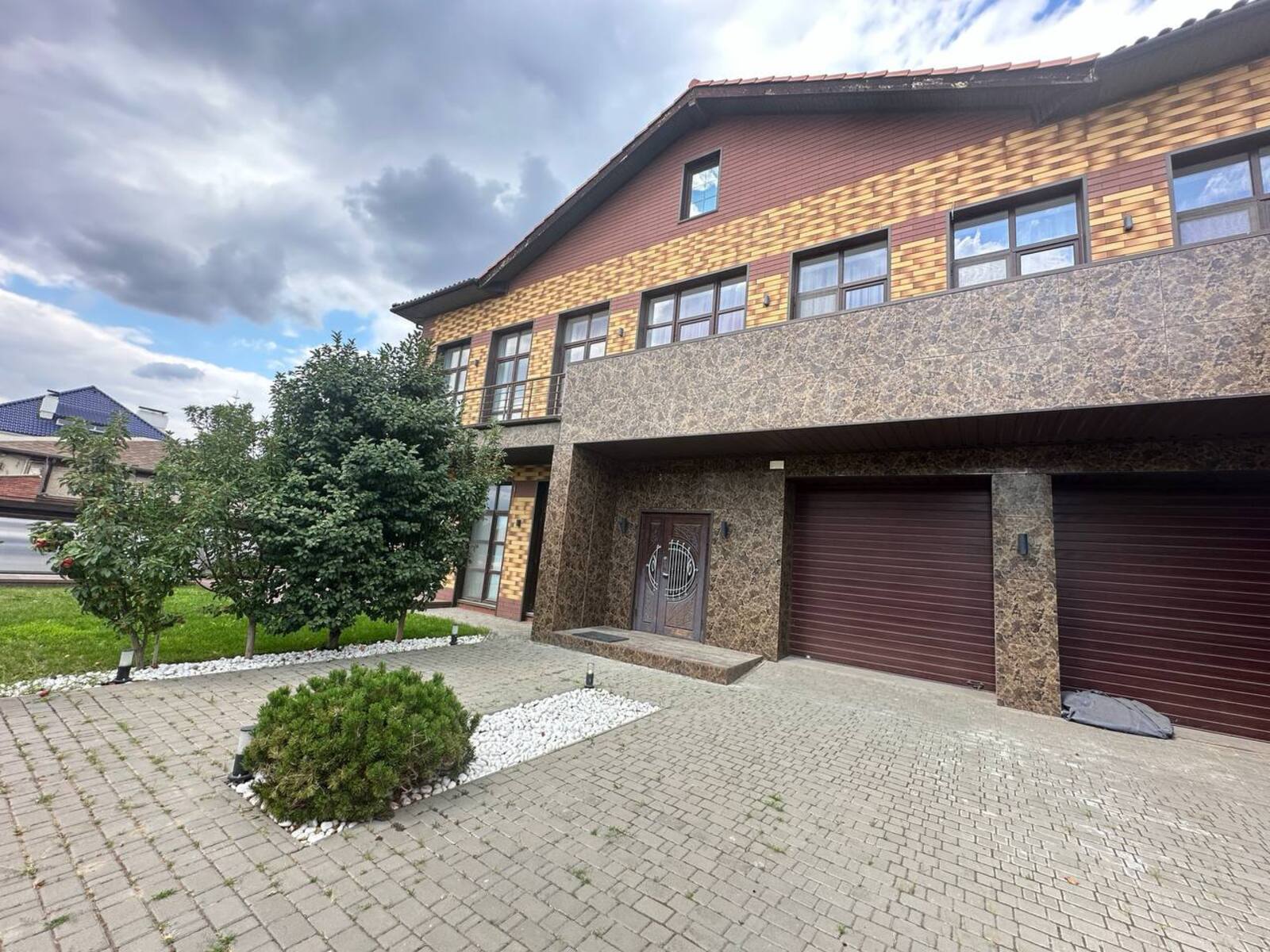🏡 Оренда сучасного будинку в Совіньйоні | Будинок з басейном біля моря. фото 1 🏡 Оренда сучасного будинку в Совіньйоні | Будинок з басейном біля моря. фото 1