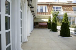 АРЕНДА! Роскошный дом на 30 сотках в Совиньоне! фото 3 АРЕНДА! Роскошный дом на 30 сотках в Совиньоне! фото 3