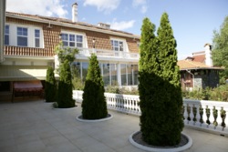 АРЕНДА! Роскошный дом на 30 сотках в Совиньоне! фото 1 АРЕНДА! Роскошный дом на 30 сотках в Совиньоне! фото 1