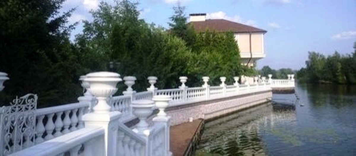 Предлогается шикарный большой дом ! фото 1 Предлогается шикарный большой дом ! фото 1