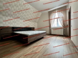   , ,   7