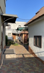 Сдам дом на длительно в Черноморске фото 1 Сдам дом на длительно в Черноморске фото 1