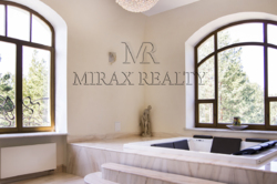   850 2     42      -  8