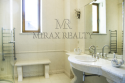   850 2     42      -  9