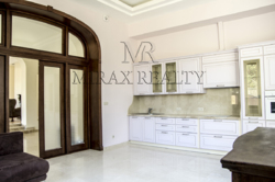   850 2     42      -  6