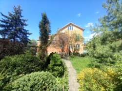 1-� ����� � ����������������� �� ���������� 24/7 ��������. � ���� ���� 10