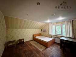 Оренда будинку по Анашкіна(Шевченківський р-н) з 01.08 фото 12 Оренда будинку по Анашкіна(Шевченківський р-н) з 01.08 фото 12