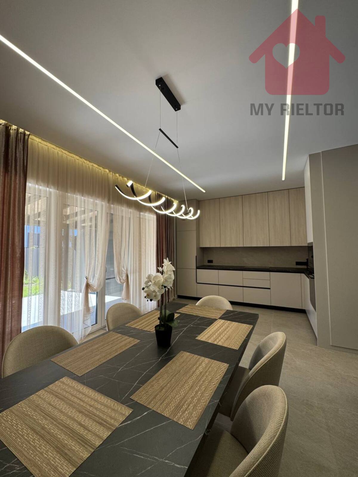 Оренда таунхауса с.Сторожниця фото 1 Оренда таунхауса с.Сторожниця фото 1