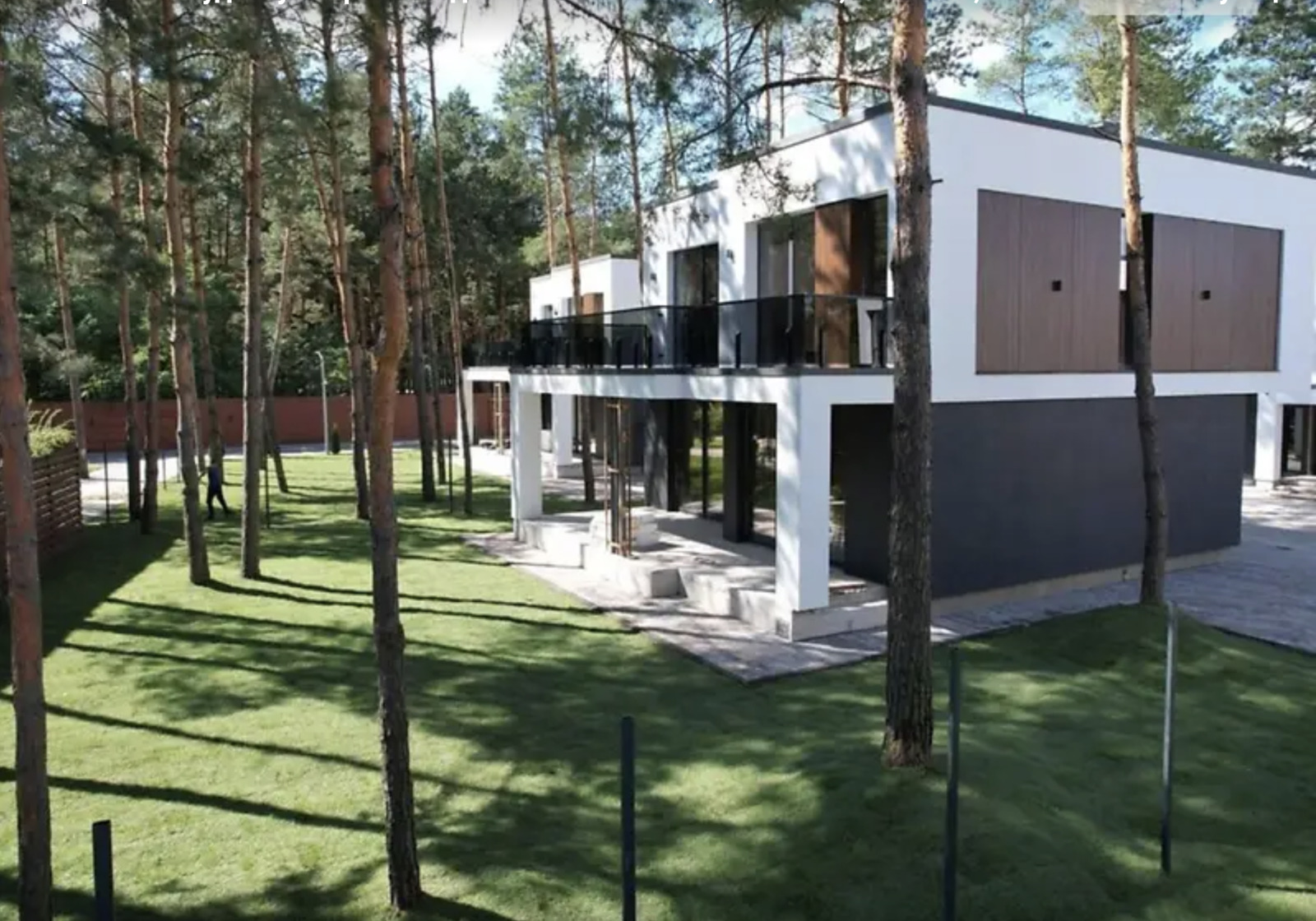 Оренда нового сучасного будинку 150 кв.м з дизайнерським ремонтом в КМ GoldFish, Вишгородський р-н, c. Лебедівка, 200 м від SHELEST фото 1 Оренда нового сучасного будинку 150 кв.м з дизайнерським ремонтом в КМ GoldFish, Вишгородський р-н, c. Лебедівка, 200 м від SHELEST фото 1