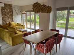 Оренда VIP-будинку 180 кв.м з видом на озеро, КМ Riviera Village, Вишгородський р-н, c. Лебедівка фото 4 Оренда VIP-будинку 180 кв.м з видом на озеро, КМ Riviera Village, Вишгородський р-н, c. Лебедівка фото 4