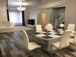      ''   8
