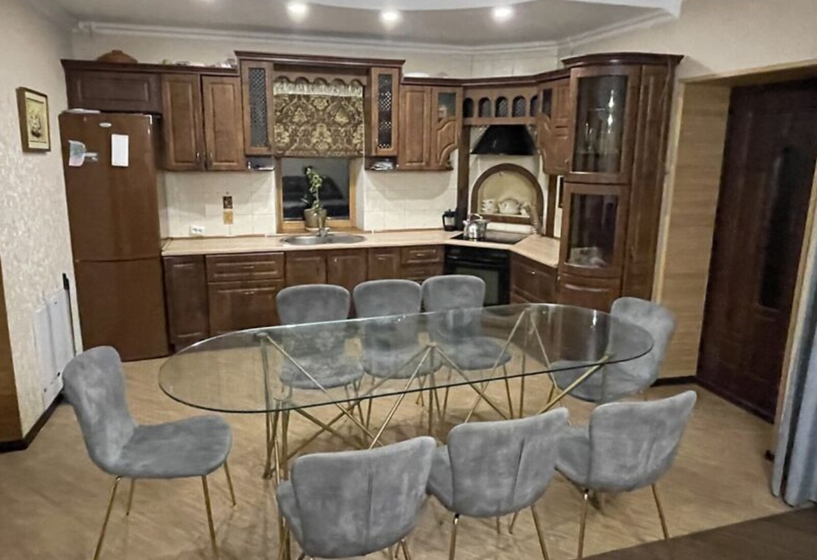 Здається 2-х поверховий будинок, р-н Вишенька. Гарний стан фото 1 Здається 2-х поверховий будинок, р-н Вишенька. Гарний стан фото 1