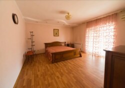 Здається 2-х поверховий будинок, центральна частина міста, 209 кв.м. фото 19 Здається 2-х поверховий будинок, центральна частина міста, 209 кв.м. фото 19