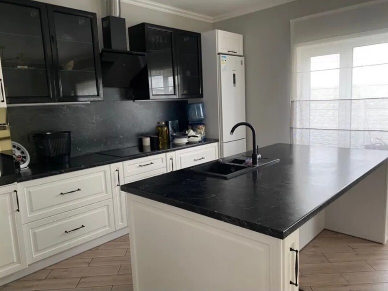 Здається житловий будинок 150 кв.м. Ленінський район, з технікою та меблями фото 1 Здається житловий будинок 150 кв.м. Ленінський район, з технікою та меблями фото 1