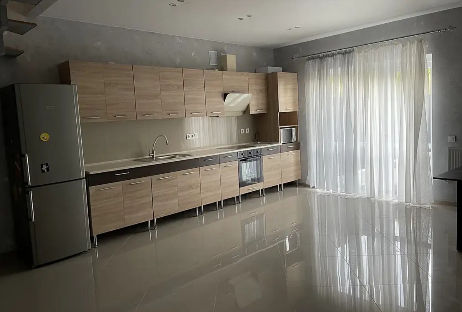 Здається будинок, таунхаус. 2 поверхи. Старе місто. Новий ремонт фото 1 Здається будинок, таунхаус. 2 поверхи. Старе місто. Новий ремонт фото 1