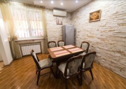 Здається 2-х поверховий будинок, центральна частина міста, 209 кв.м. фото 7 Здається 2-х поверховий будинок, центральна частина міста, 209 кв.м. фото 7