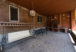 Здається 2-х поверховий будинок, центральна частина міста, 209 кв.м. фото 4 Здається 2-х поверховий будинок, центральна частина міста, 209 кв.м. фото 4