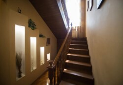 Здається 2-х поверховий будинок, центральна частина міста, 209 кв.м. фото 6 Здається 2-х поверховий будинок, центральна частина міста, 209 кв.м. фото 6