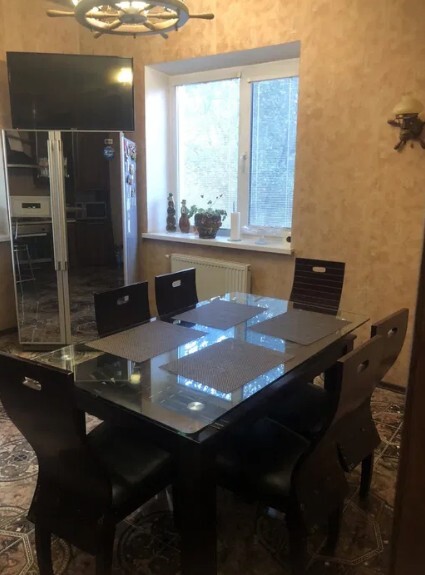 Здається 2-х поверховий будинок в Старому місті. 120 кв.м. фото 1 Здається 2-х поверховий будинок в Старому місті. 120 кв.м. фото 1