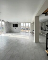 Здається новий 2-х поверховий будинок 240 кв.. Все є для життя. Передмістя Вінниці (15 хв на авто) фото 16 Здається новий 2-х поверховий будинок 240 кв.. Все є для життя. Передмістя Вінниці (15 хв на авто) фото 16