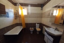 Здається 2-поверховий будинок у районі Вишеньки. фото 3 Здається 2-поверховий будинок у районі Вишеньки. фото 3