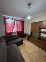 Здається компактний будинок (перехрестя Янгеля та Київської) все є. Добрий стан. фото 7 Здається компактний будинок (перехрестя Янгеля та Київської) все є. Добрий стан. фото 7