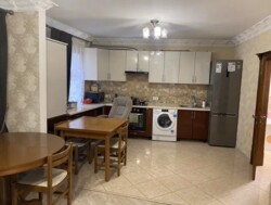 Здається будинок з гарним ремонтом та технікою. 80 кв.м. Староміський район. фото 1 Здається будинок з гарним ремонтом та технікою. 80 кв.м. Староміський район. фото 1