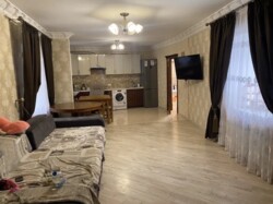 Здається будинок з гарним ремонтом та технікою. 80 кв.м. Староміський район. фото 8 Здається будинок з гарним ремонтом та технікою. 80 кв.м. Староміський район. фото 8