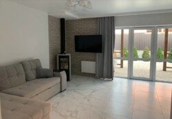 Здається таунхаус 135 кв.м. новий сучасний ремонт Ленінський район. фото 6 Здається таунхаус 135 кв.м. новий сучасний ремонт Ленінський район. фото 6