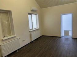 Оренда будинку р-н Аграрного університету. Гарний стан. фото 18 Оренда будинку р-н Аграрного університету. Гарний стан. фото 18