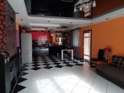 Здається будинок 200 кв.м. 2-х поверховий, все є. фото 1 Здається будинок 200 кв.м. 2-х поверховий, все є. фото 1