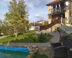 Здається великий будинок, все є, тихе затишне місто. фото 1 Здається великий будинок, все є, тихе затишне місто. фото 1