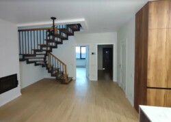 Довгострокова оренда будинку 110 кв.м. 2-поверхи, відмінний стан. Р-н Пирогово. фото 8 Довгострокова оренда будинку 110 кв.м. 2-поверхи, відмінний стан. Р-н Пирогово. фото 8