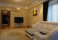 Здається чудовий 2-х поверховий будинок 340 кв.м. Ідеальний фото 3 Здається чудовий 2-х поверховий будинок 340 кв.м. Ідеальний фото 3