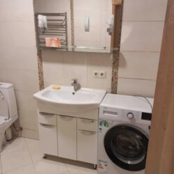 Здається 2-х поверховий будинок в р-ні Старе місто. Все є. Добрий стан. фото 3 Здається 2-х поверховий будинок в р-ні Старе місто. Все є. Добрий стан. фото 3