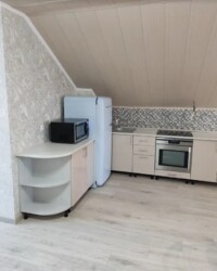 Здається мансардна частину будинку (квартира), загальна площа 92 кв.м. 3 кімнати. фото 4 Здається мансардна частину будинку (квартира), загальна площа 92 кв.м. 3 кімнати. фото 4