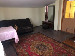 Здається житловий будинок, 90 кв.м. все є для життя. Гарний район. фото 9 Здається житловий будинок, 90 кв.м. все є для життя. Гарний район. фото 9