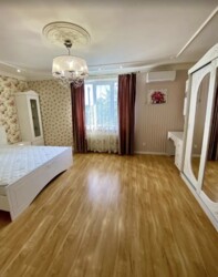 Здається 2-х поверховий будинок площею 180 кв.м. Старе місто. фото 11 Здається 2-х поверховий будинок площею 180 кв.м. Старе місто. фото 11