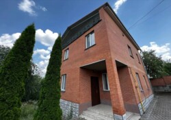 Здається 2-х поверховий будинок в Старому місті. фото 1 Здається 2-х поверховий будинок в Старому місті. фото 1