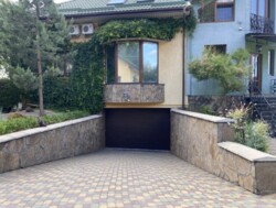 Здається елітний будинок с. Агрономічне. 300 кв.м. фото 2 Здається елітний будинок с. Агрономічне. 300 кв.м. фото 2